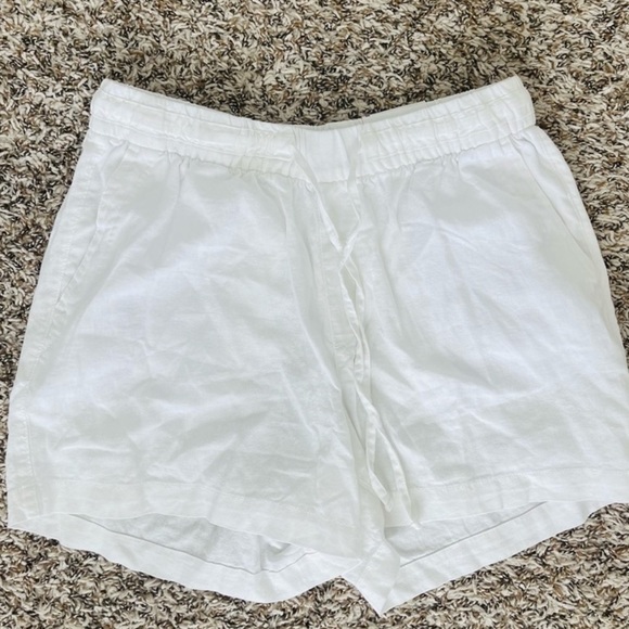 White Linen Shorts - Picture 9 of 14